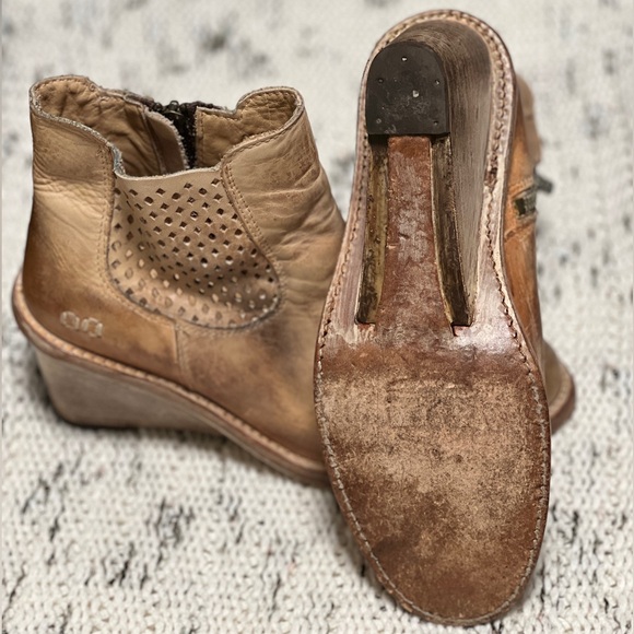 BED STU COUNTESS Cobblestone Series, Tan Rustic, Size 39
Leather Luxury Feminine - Picture 4 of 11